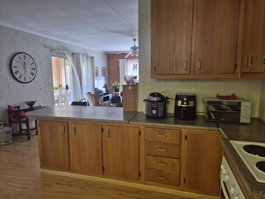 2 Bedroom Property for Sale in Flamwood North West